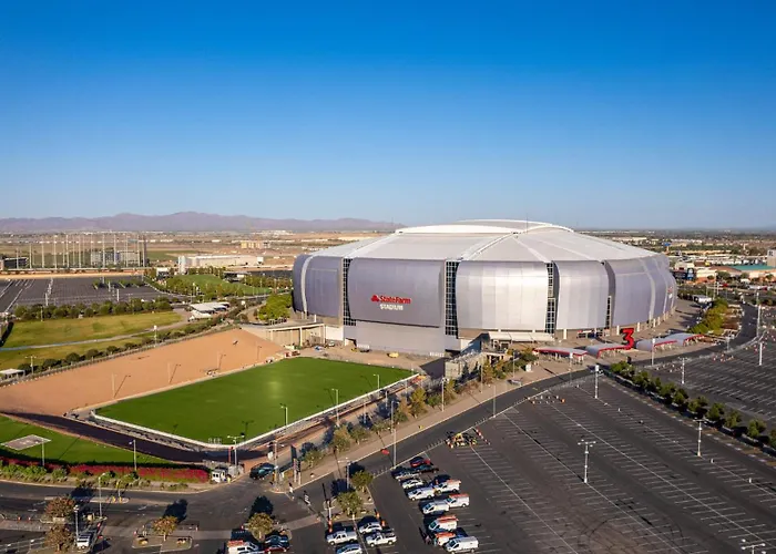 - Stadium & Ent Dist By Ihg